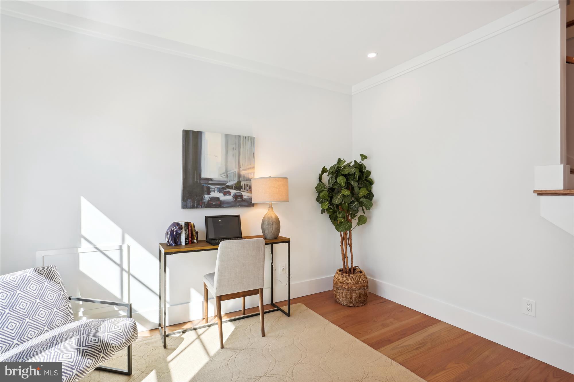 KENSINGTON ESTATES - Residential