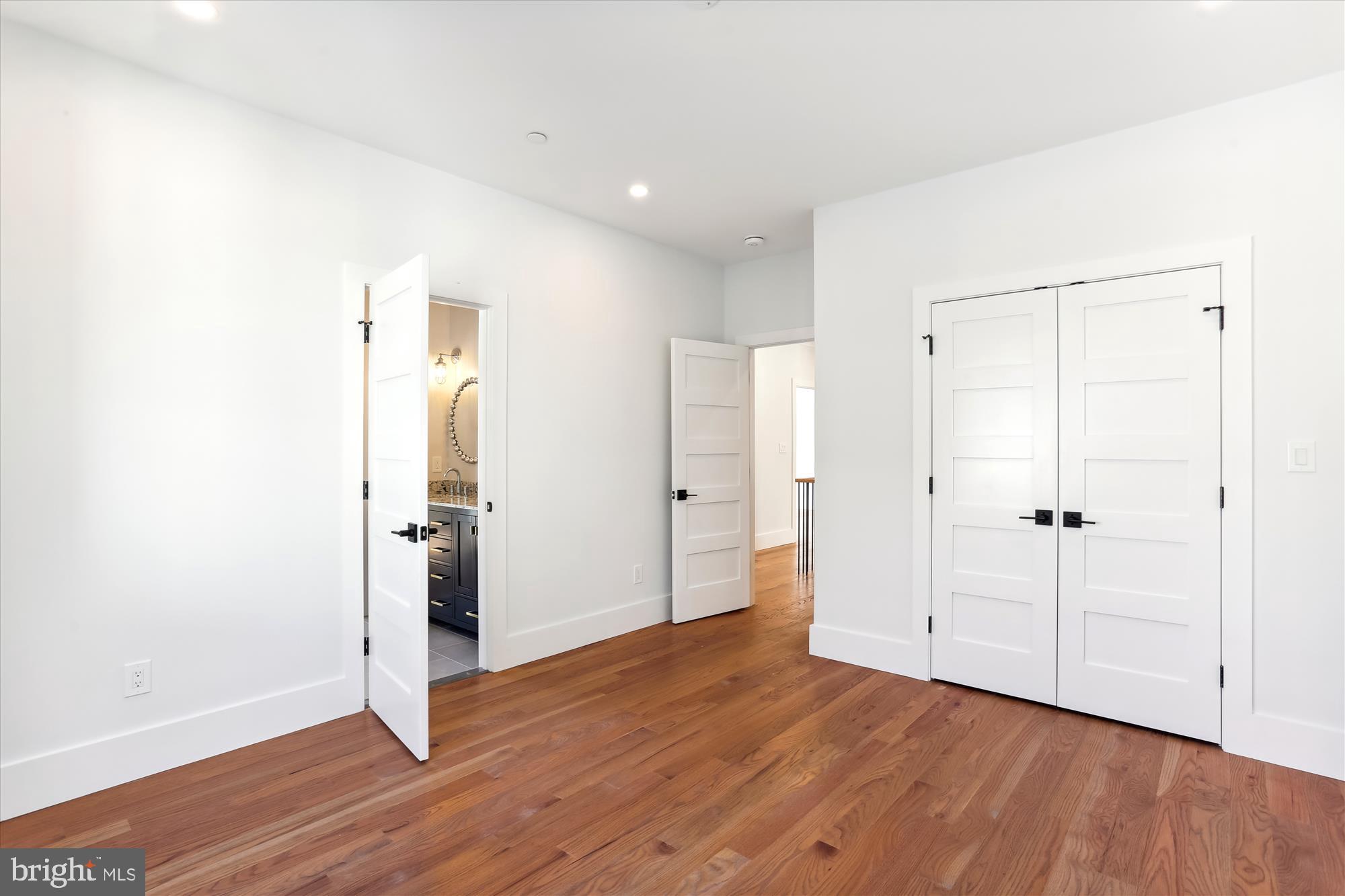 KENSINGTON ESTATES - Residential