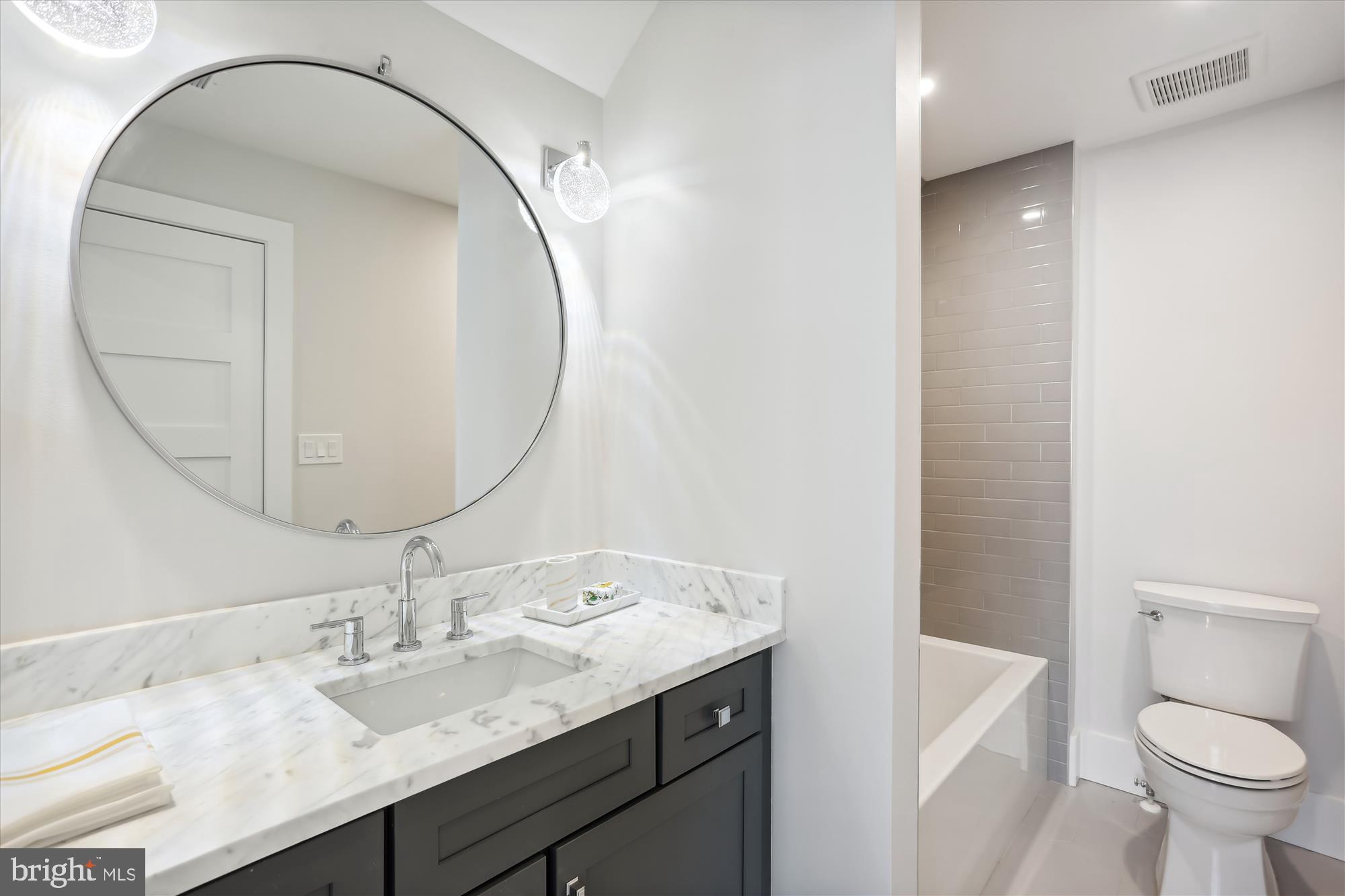 KENSINGTON ESTATES - Residential