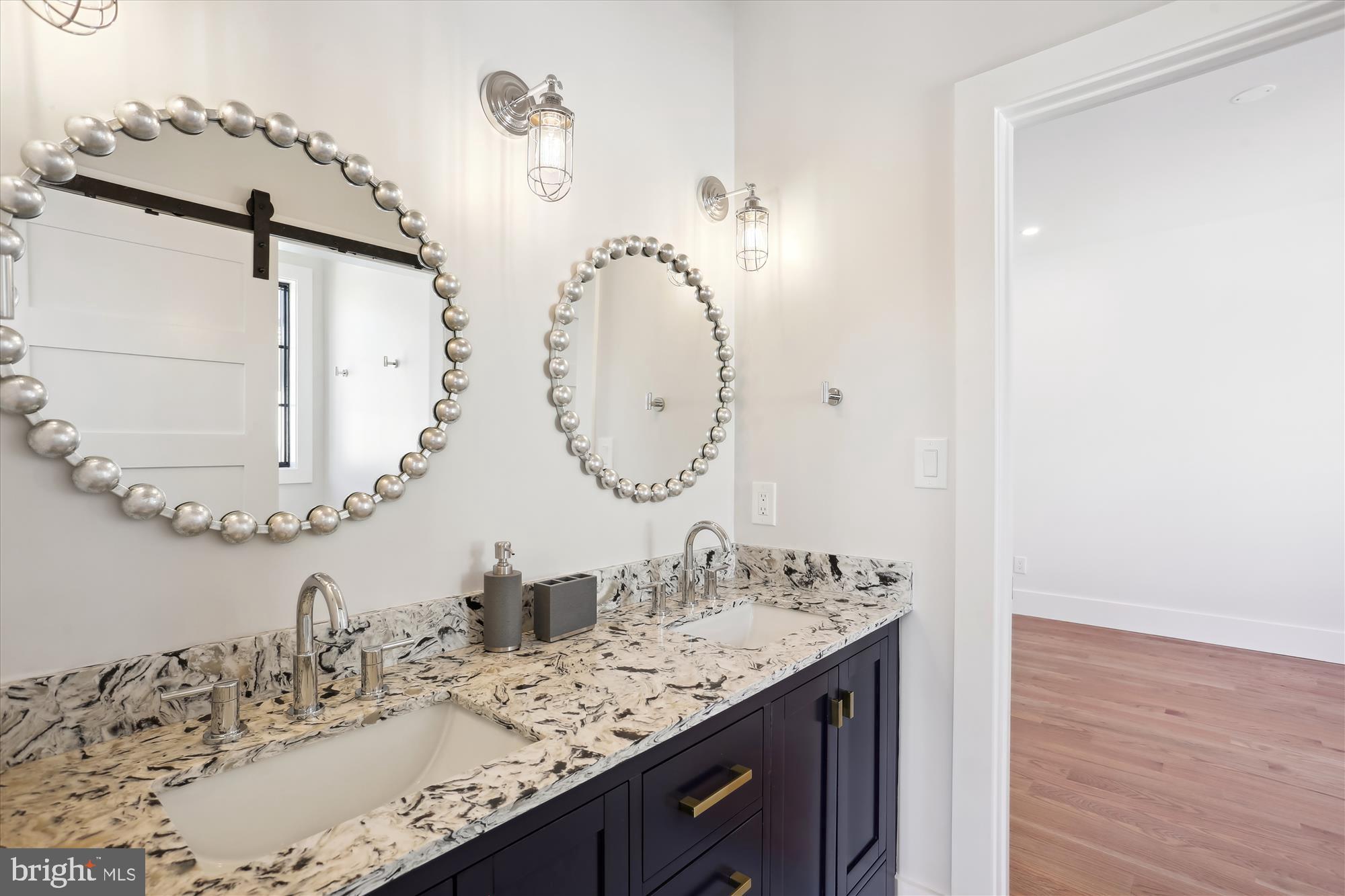 KENSINGTON ESTATES - Residential