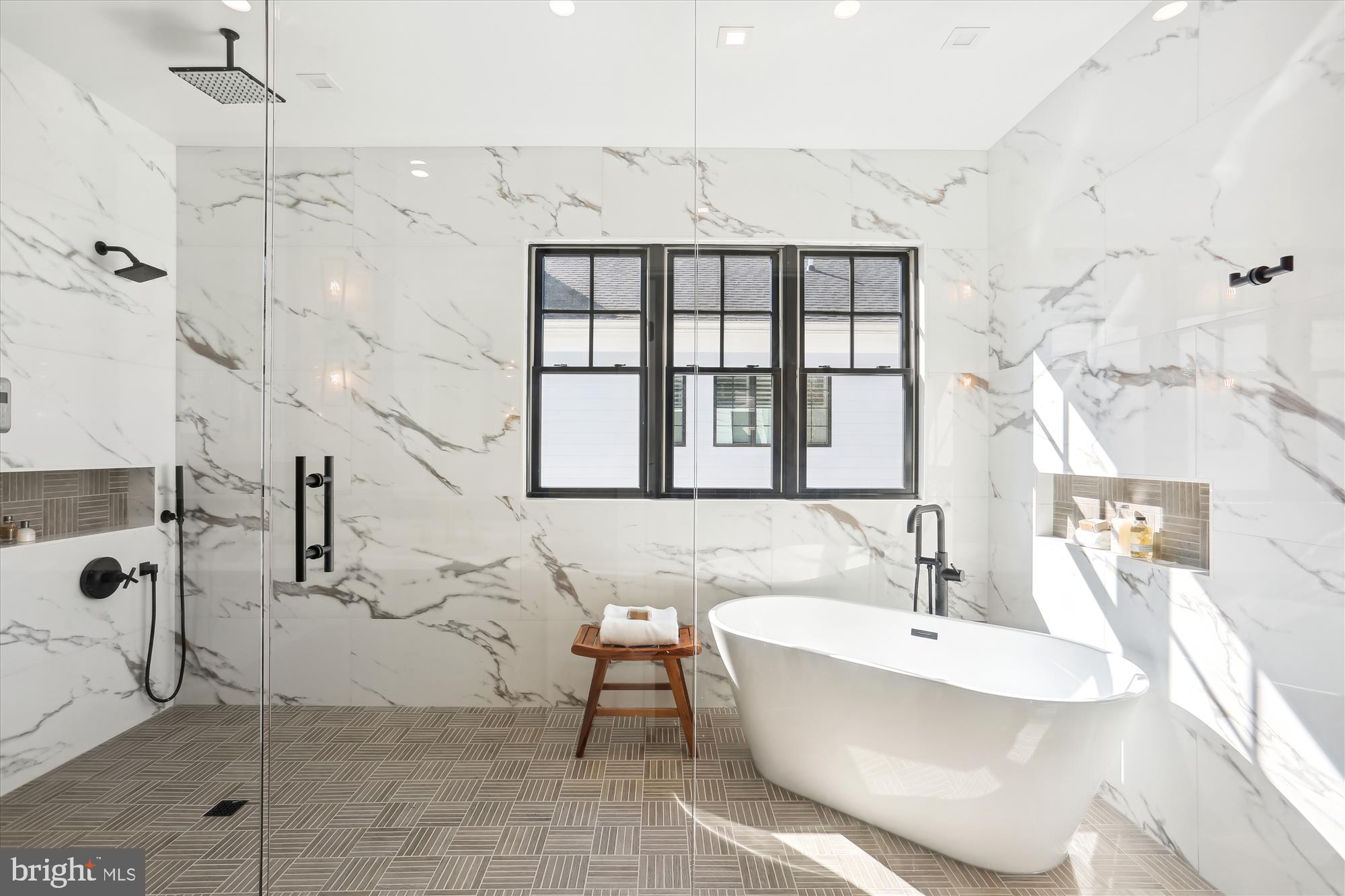 KENSINGTON ESTATES - Residential