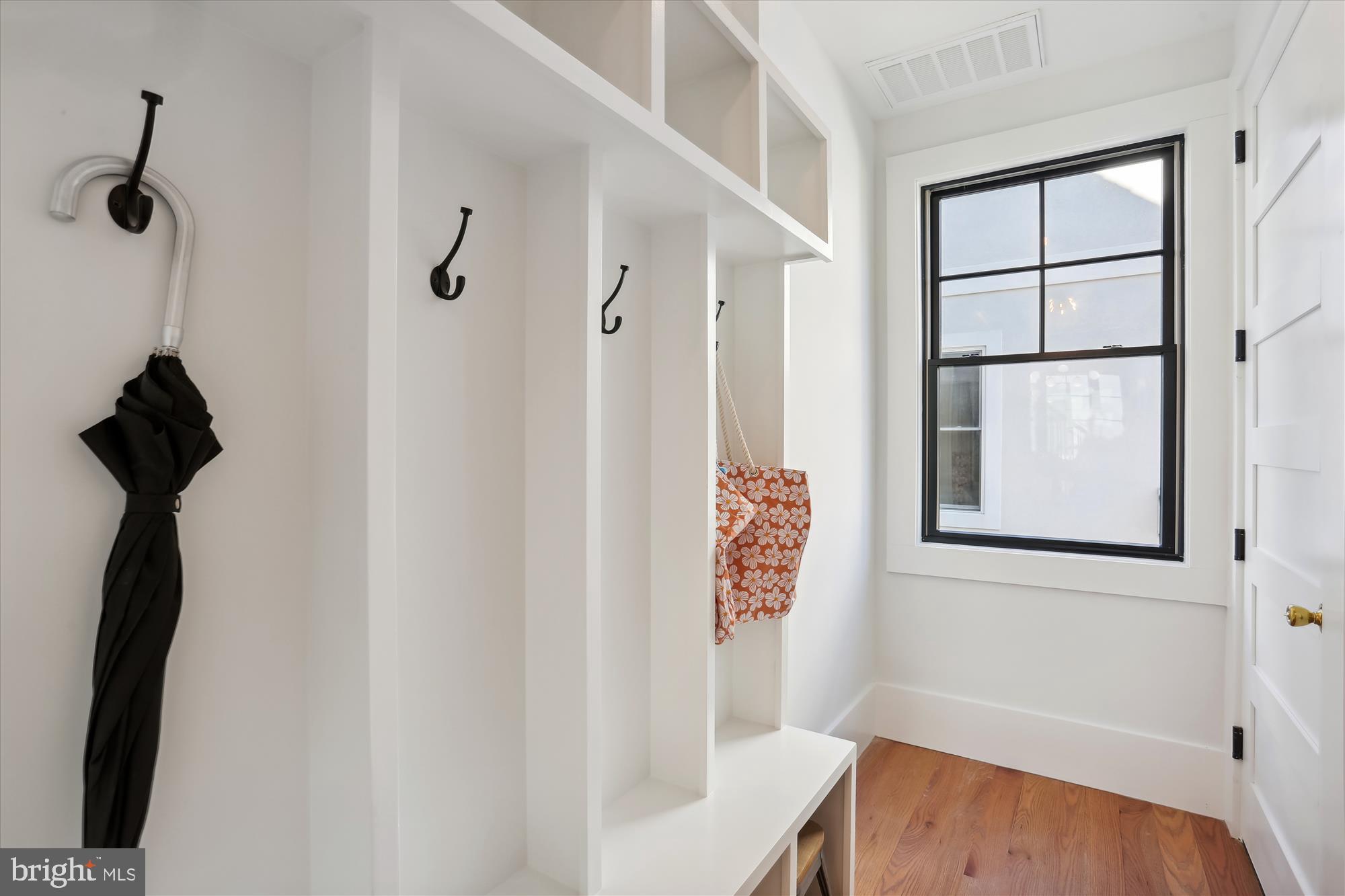 KENSINGTON ESTATES - Residential