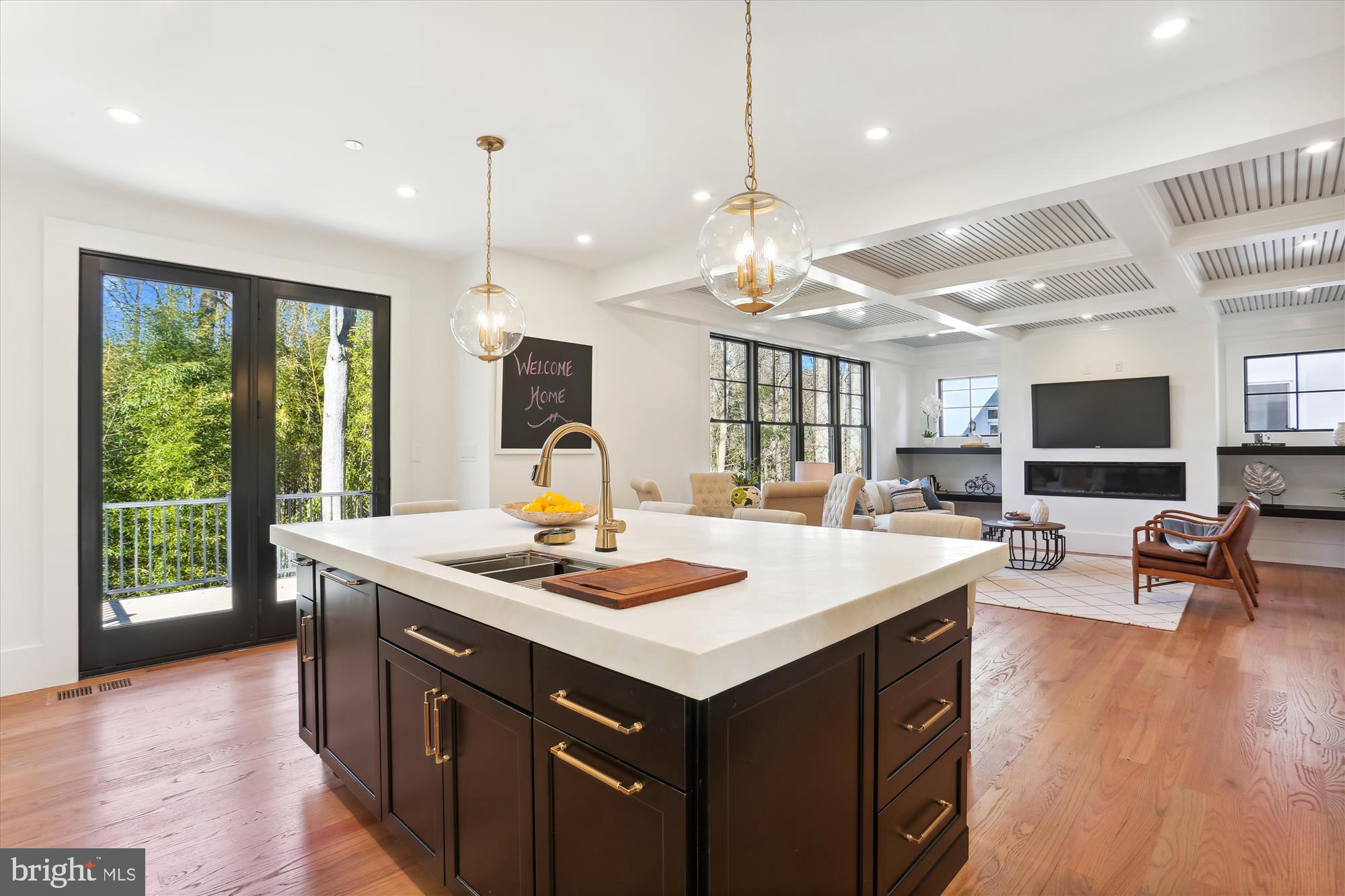 KENSINGTON ESTATES - Residential