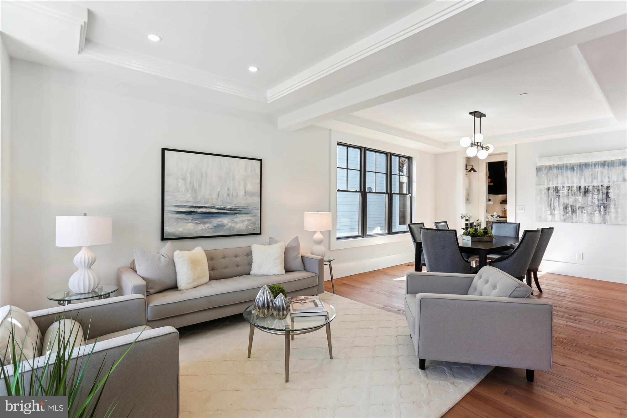 KENSINGTON ESTATES - Residential