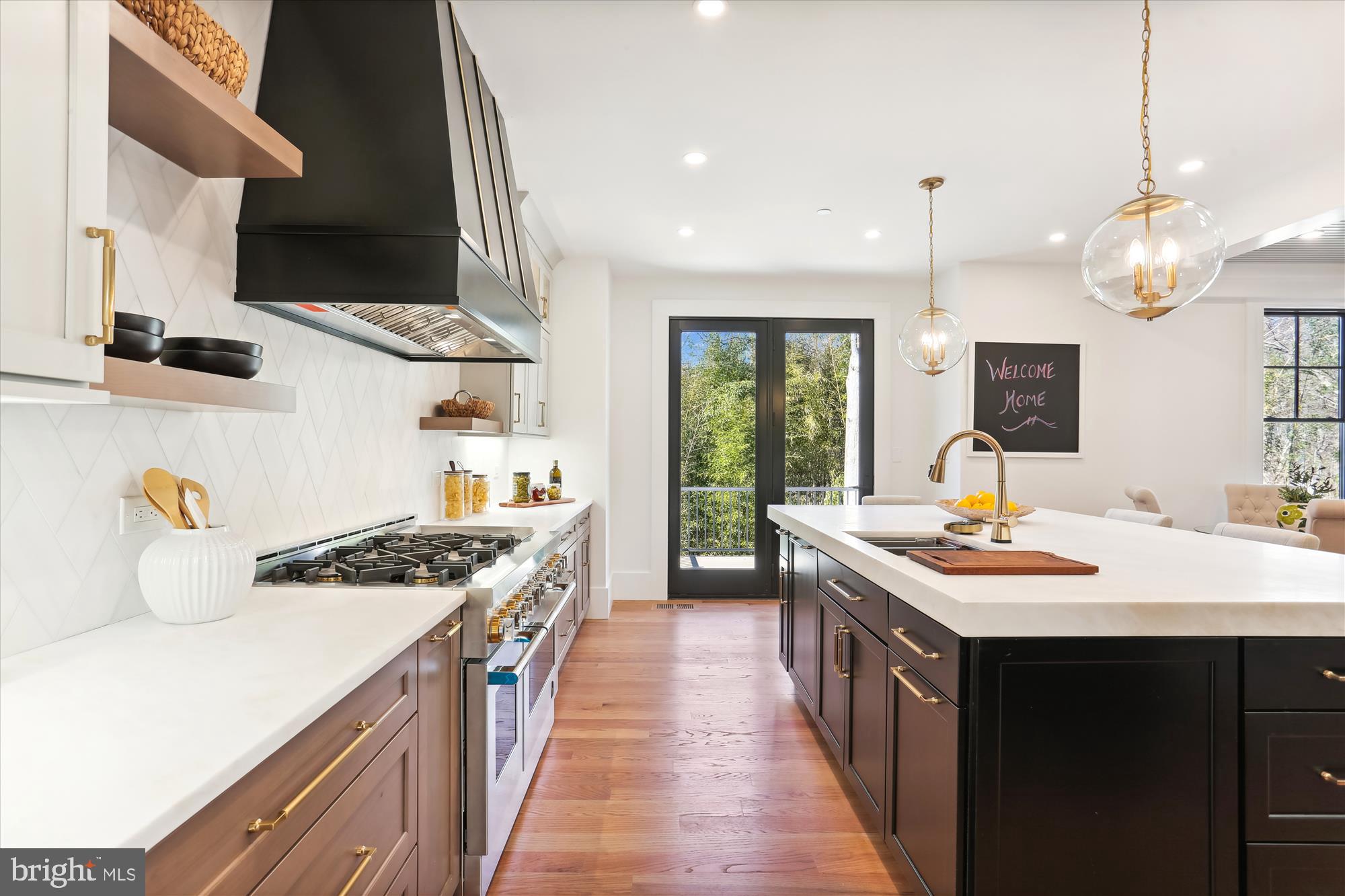 KENSINGTON ESTATES - Residential