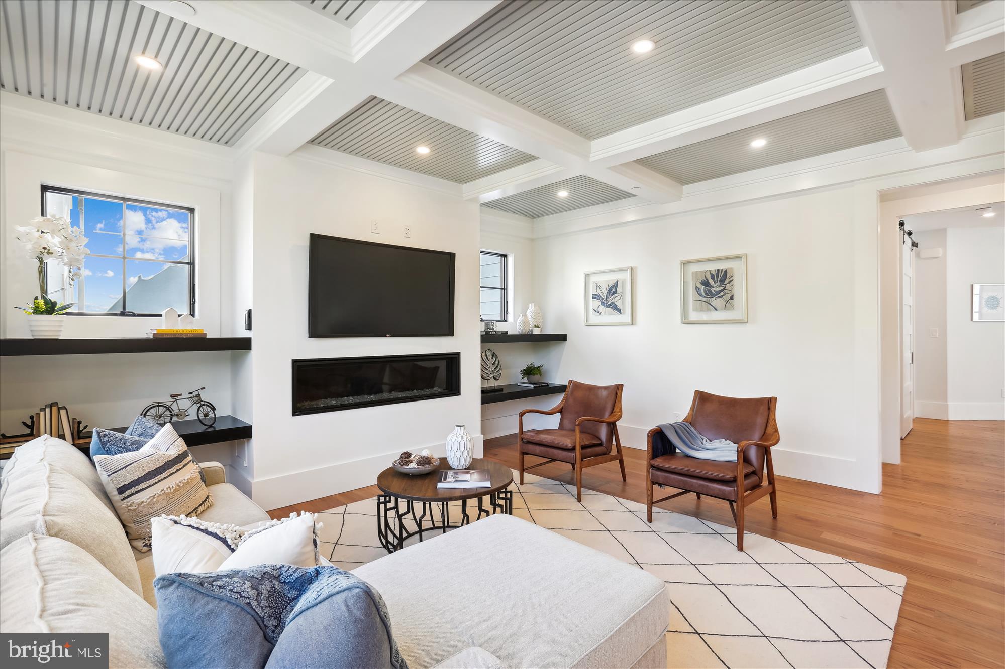 KENSINGTON ESTATES - Residential