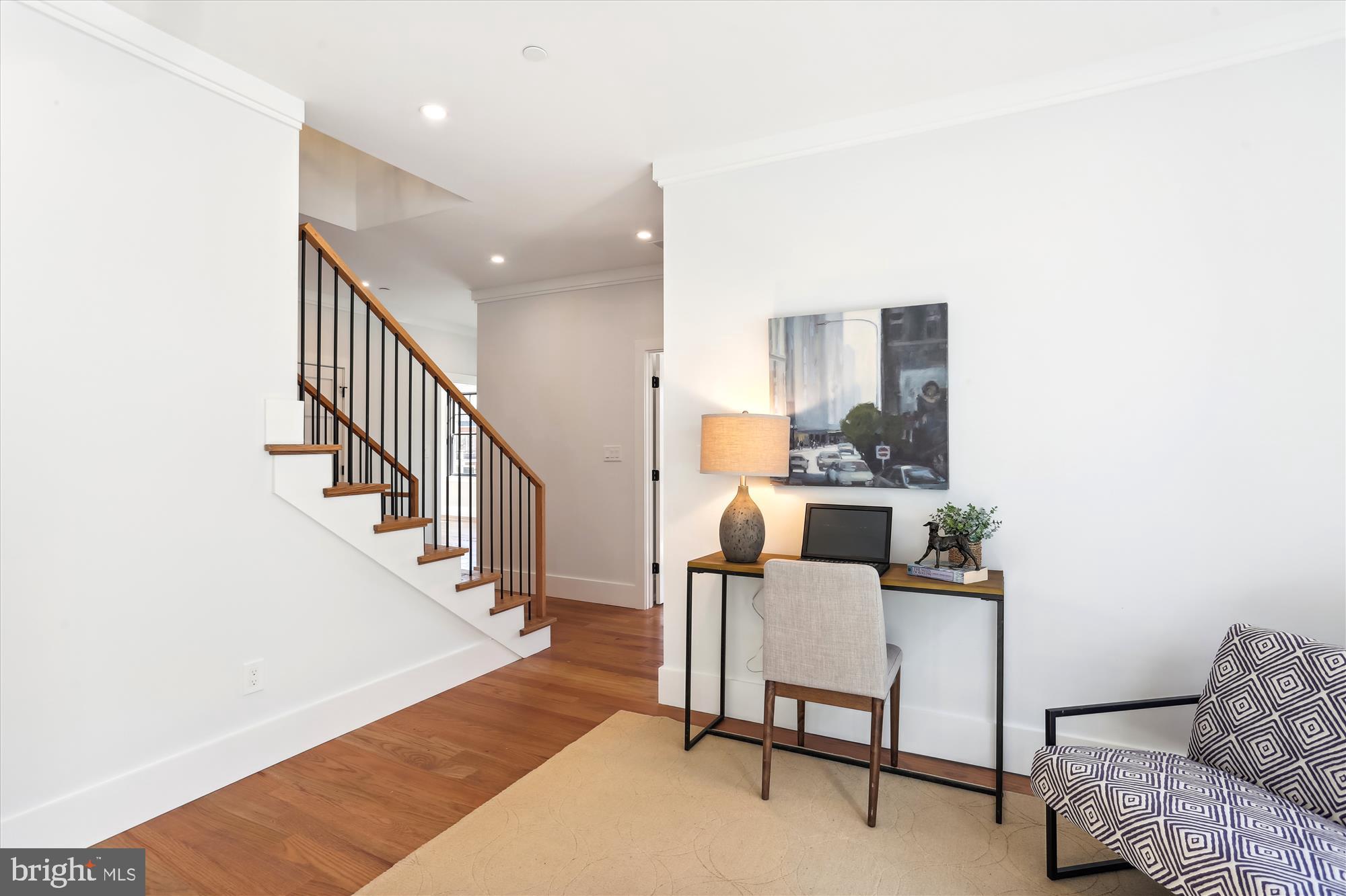 KENSINGTON ESTATES - Residential