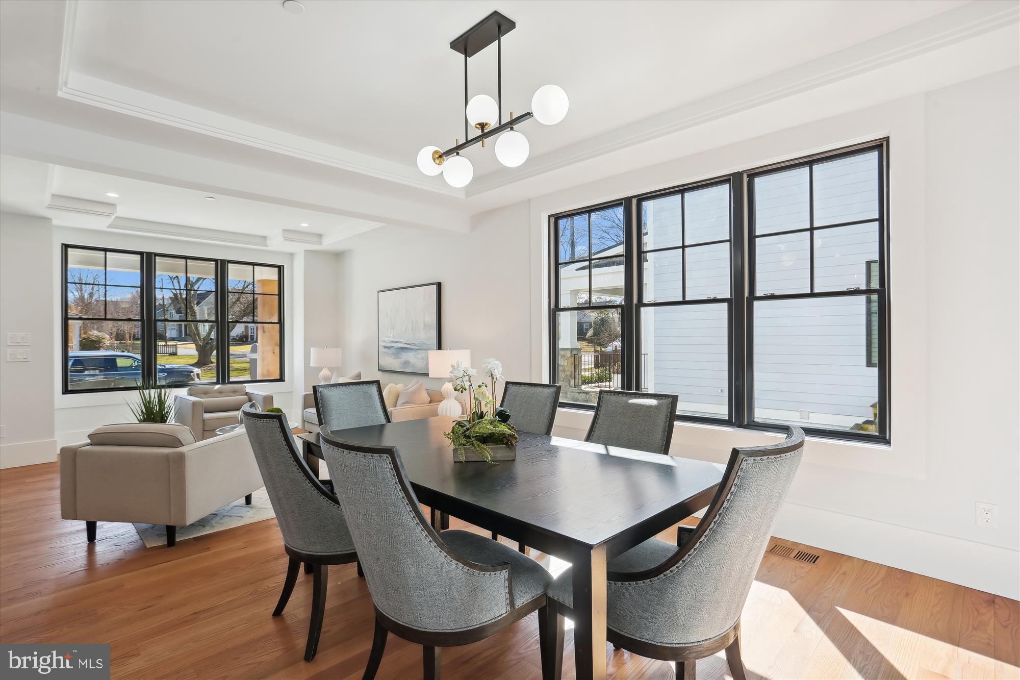 KENSINGTON ESTATES - Residential