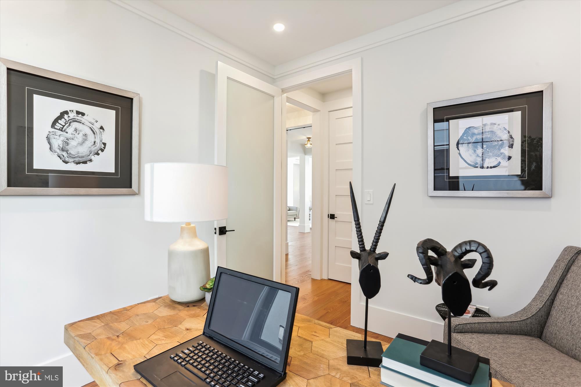 KENSINGTON ESTATES - Residential