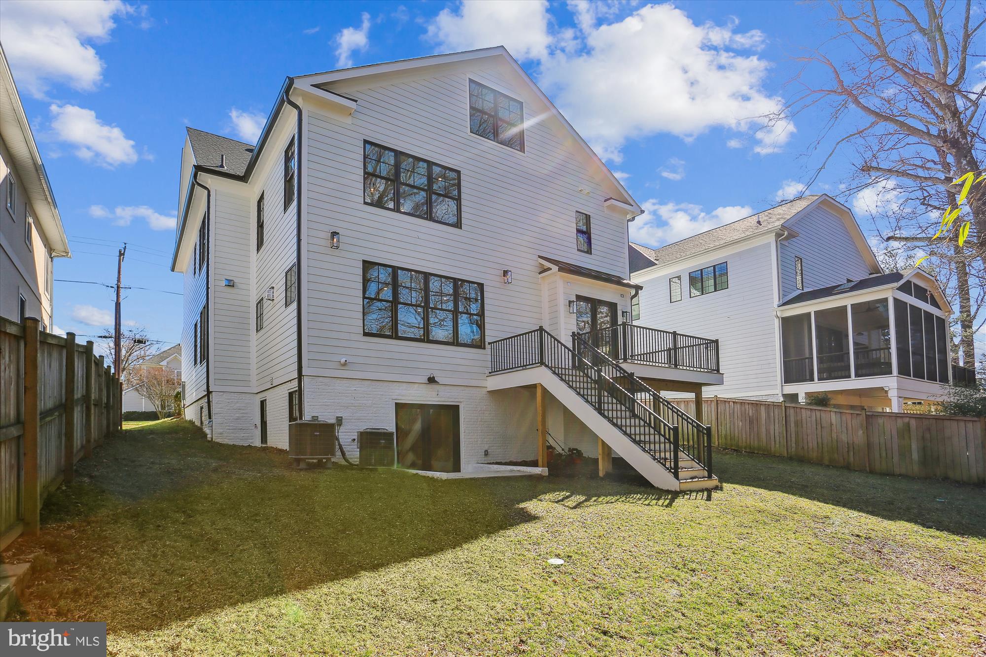 KENSINGTON ESTATES - Residential