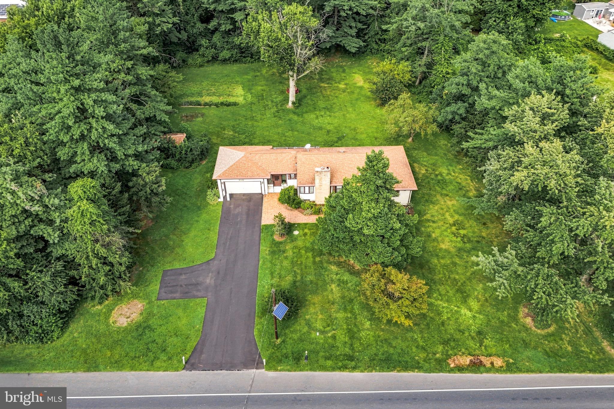 805 N LENOLA ROAD