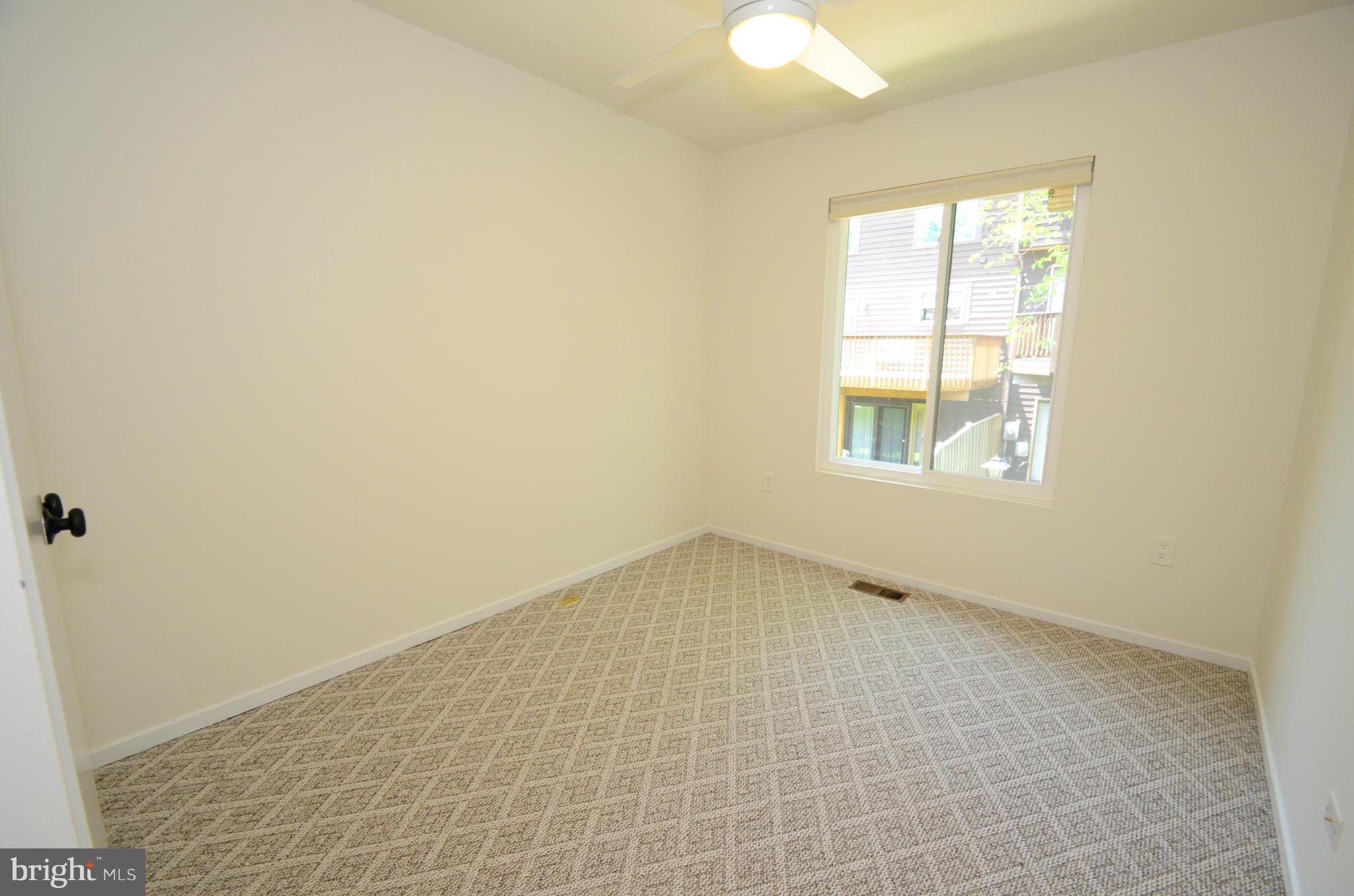 TIMBERLAWN - Residential Lease