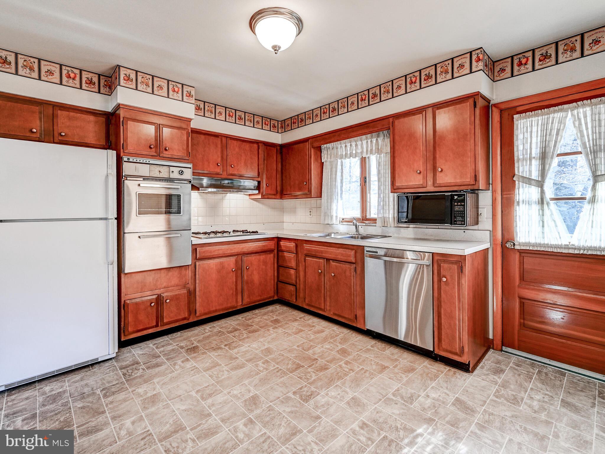 STONEYBROOK - Residential