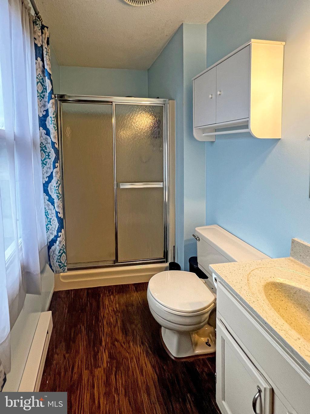 MOUNTAIN VIEW ACRES - Residential