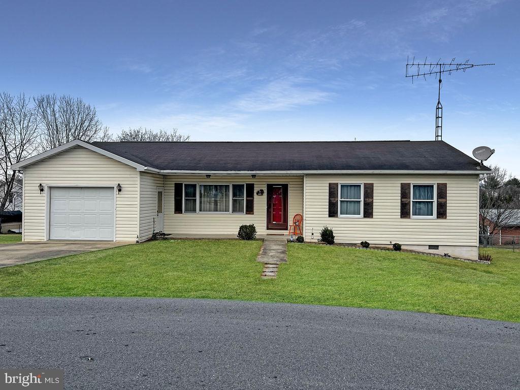 MOUNTAIN VIEW ACRES - Residential