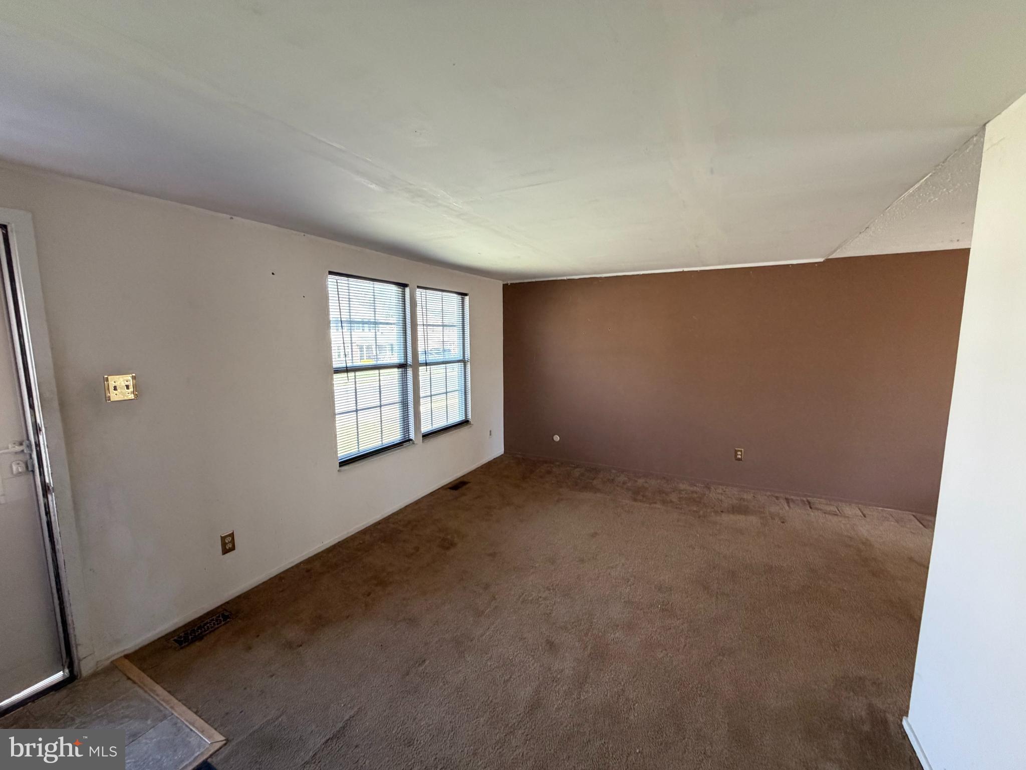 SALEM POINT - Residential