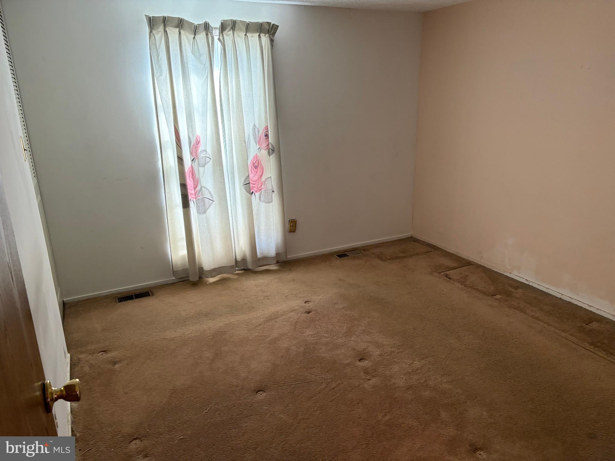 SALEM POINT - Residential