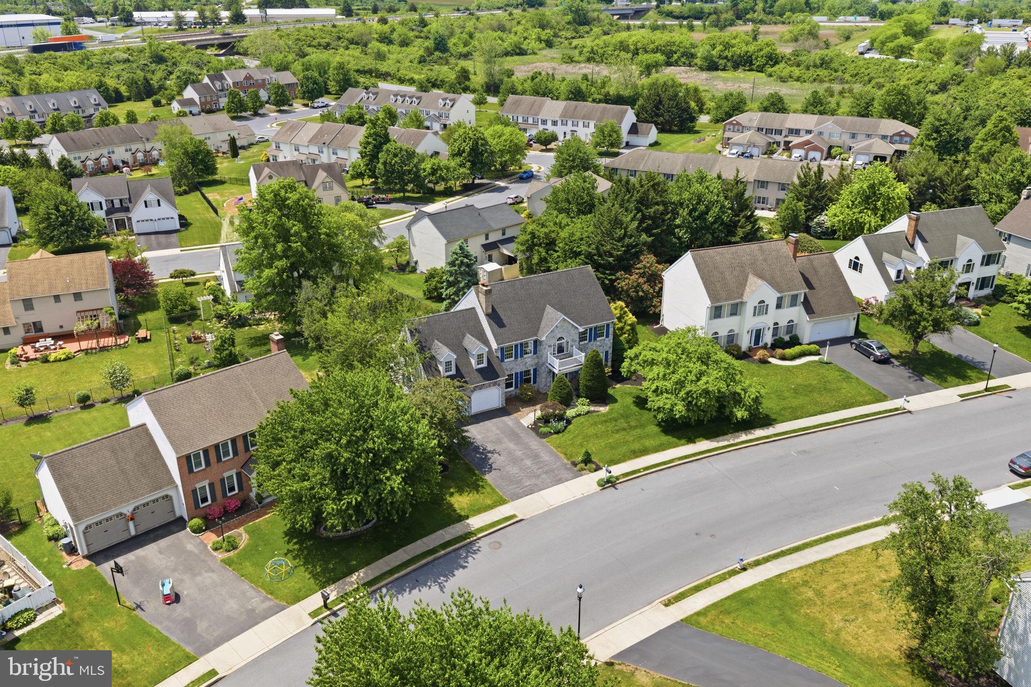 QUAIL HOLLOW - Residential