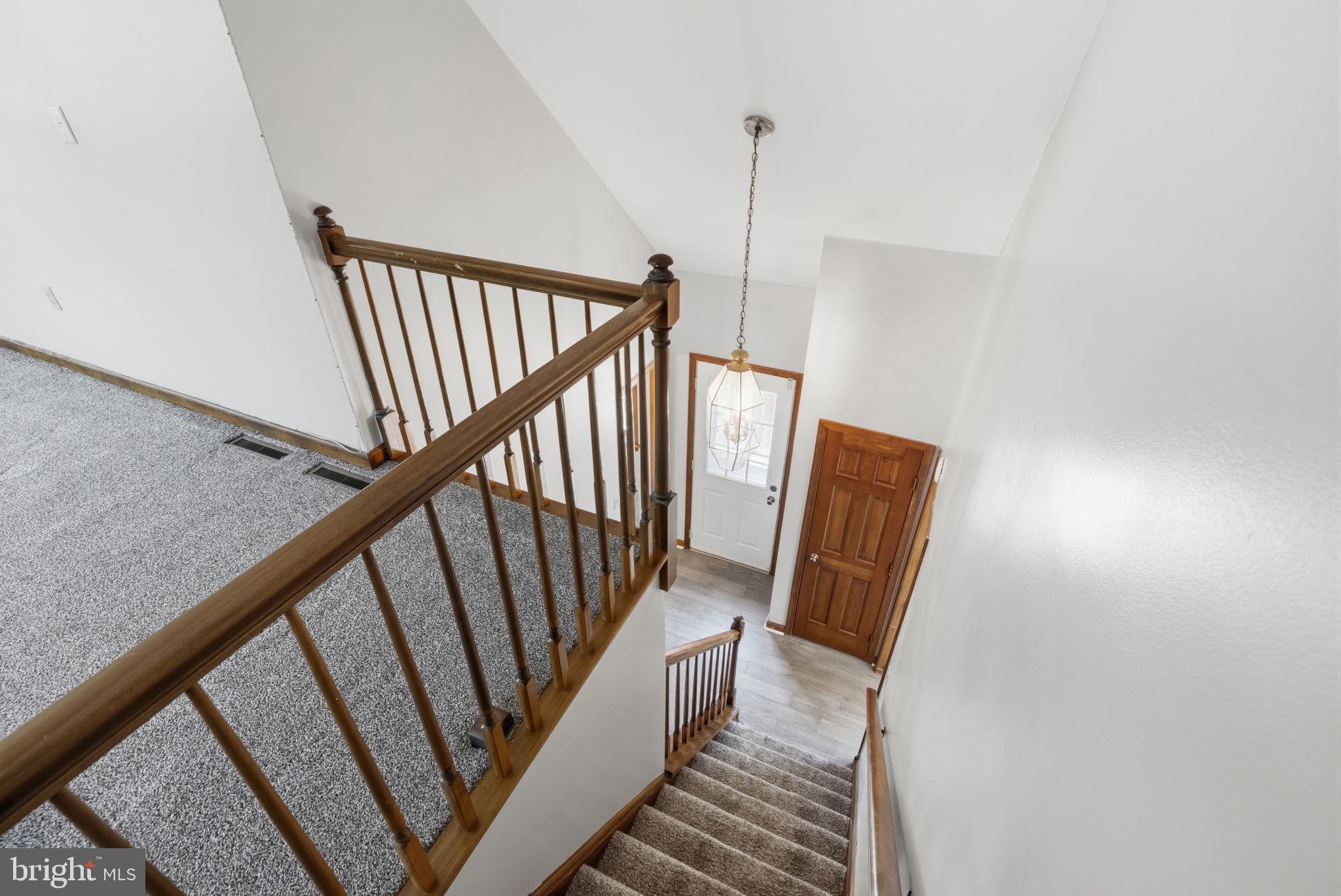 QUAIL HOLLOW - Residential