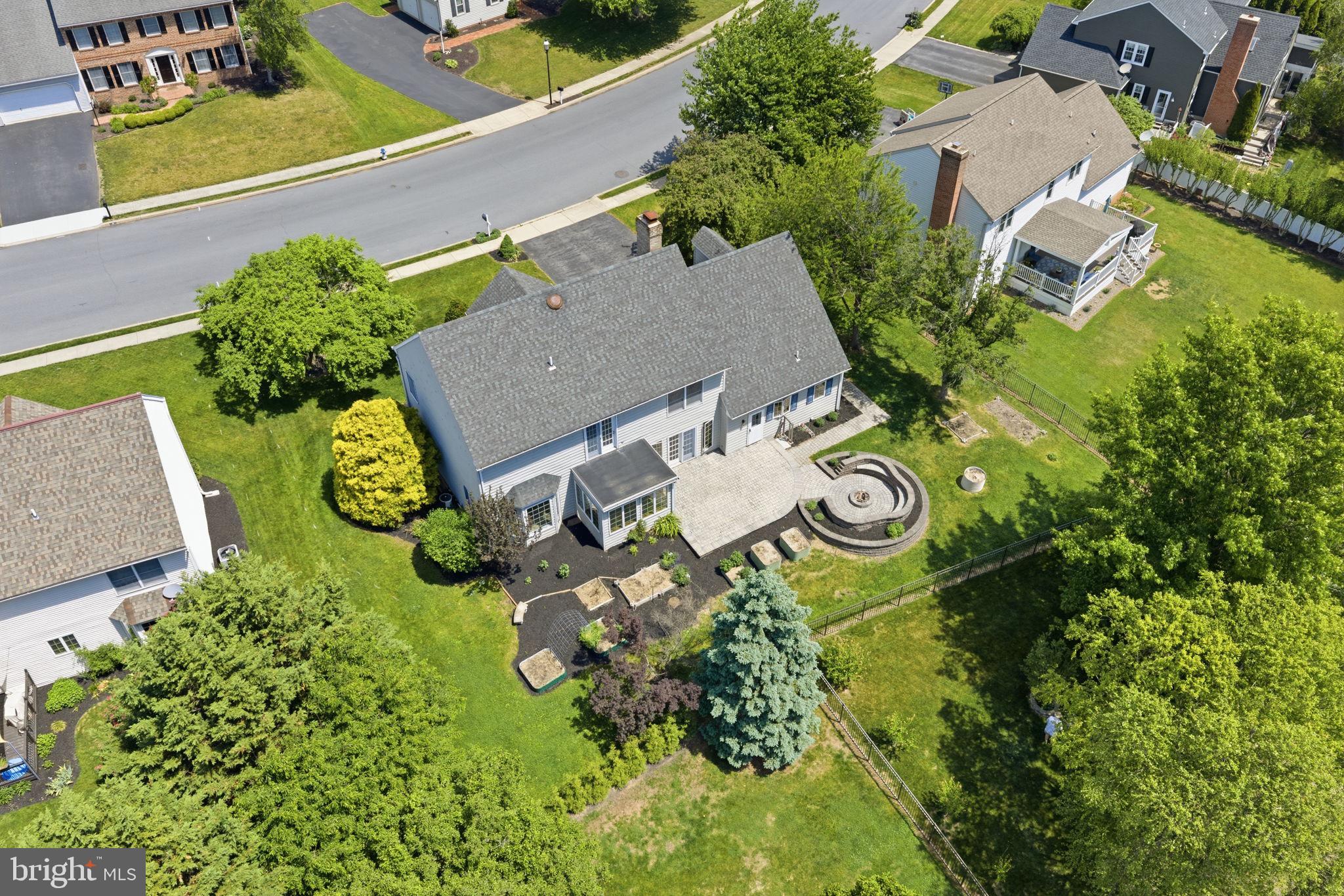 QUAIL HOLLOW - Residential