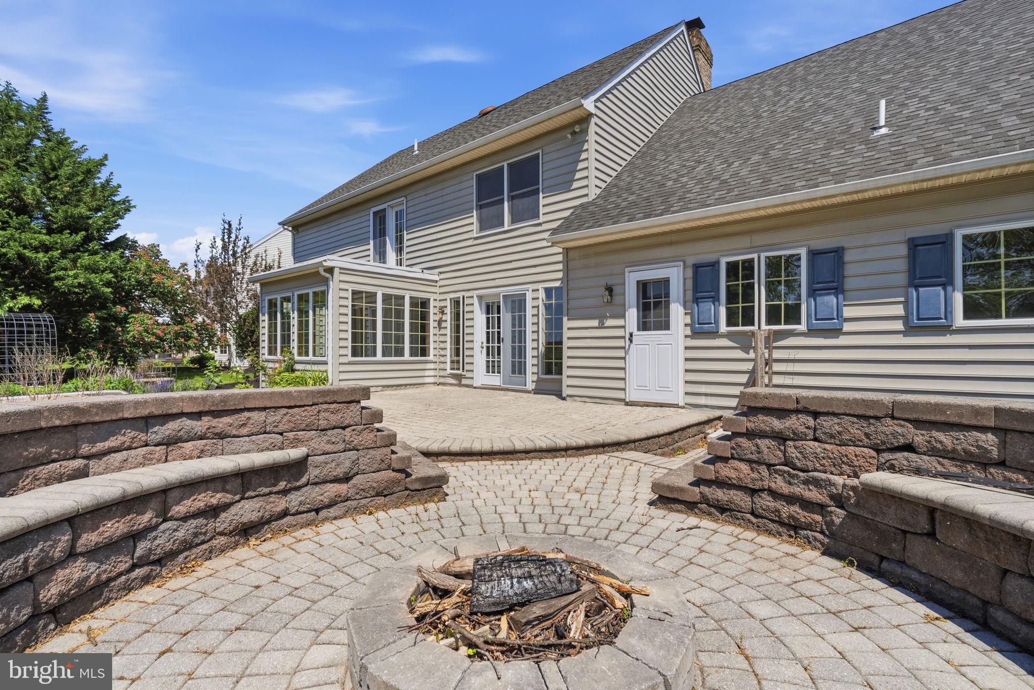 QUAIL HOLLOW - Residential