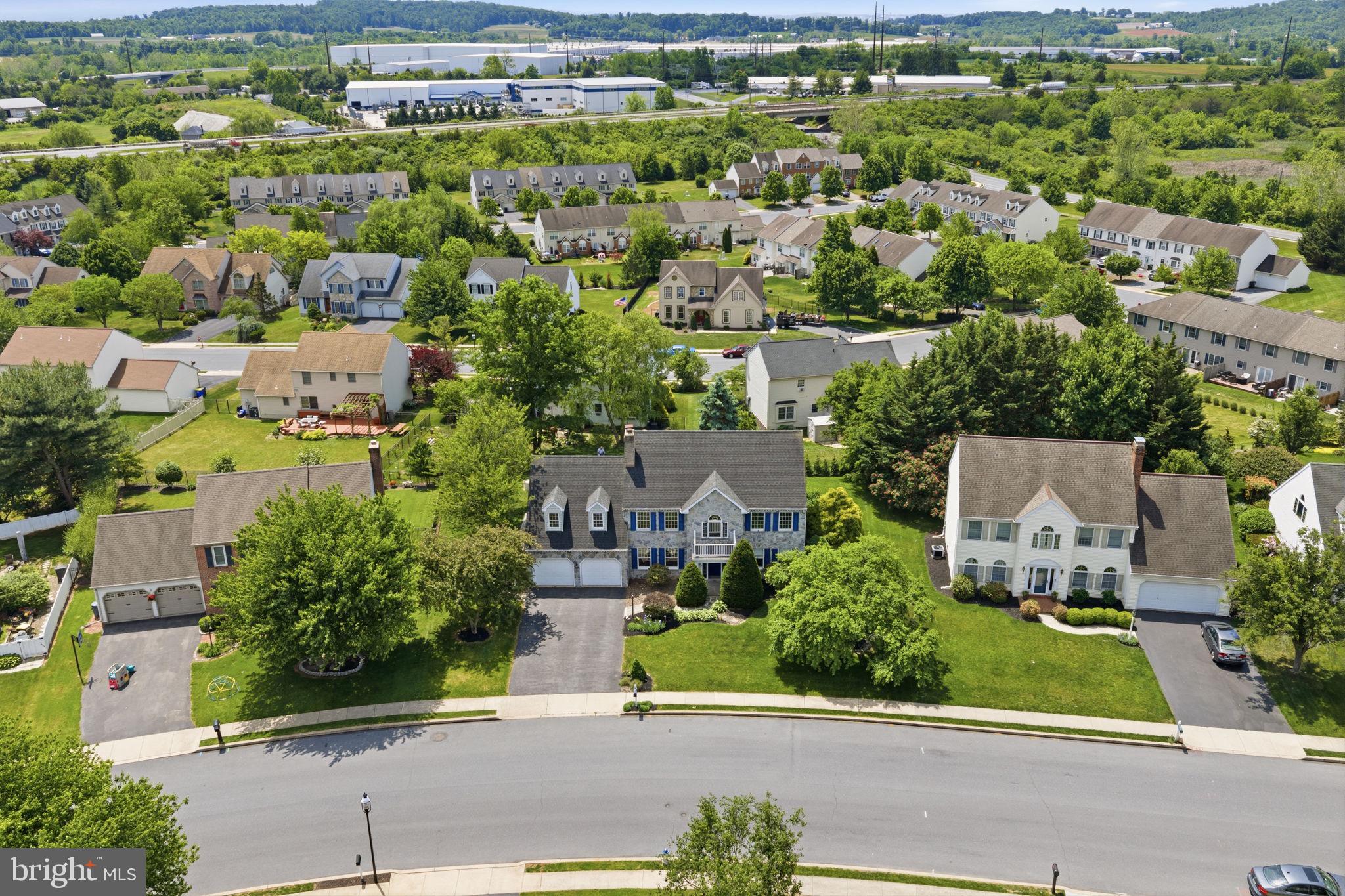 QUAIL HOLLOW - Residential
