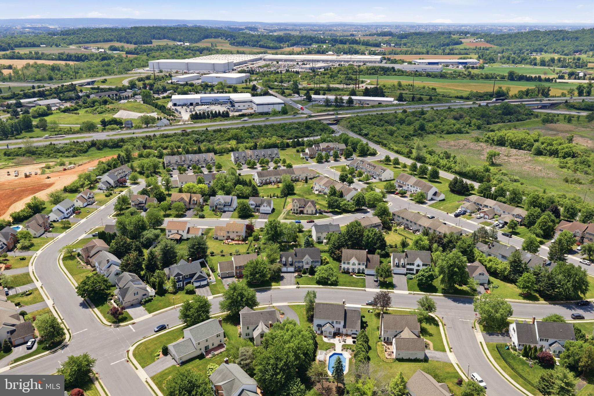 QUAIL HOLLOW - Residential