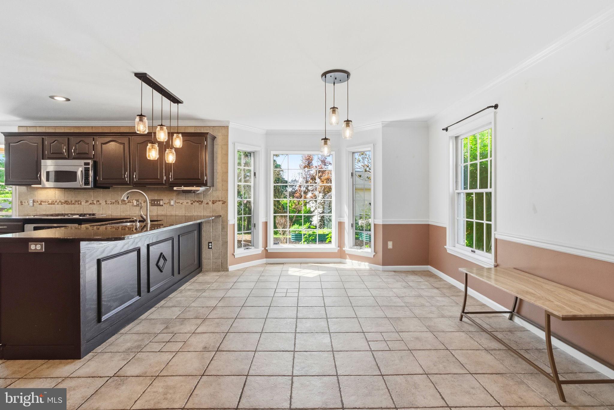 QUAIL HOLLOW - Residential
