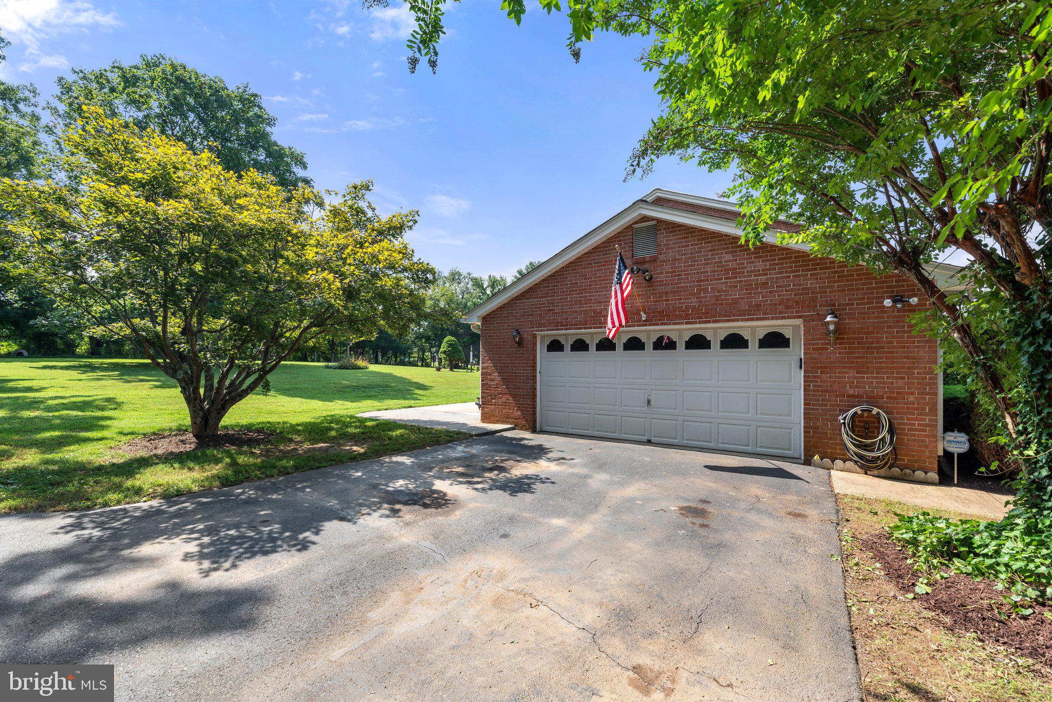 HAWLINGS VIEW - Residential