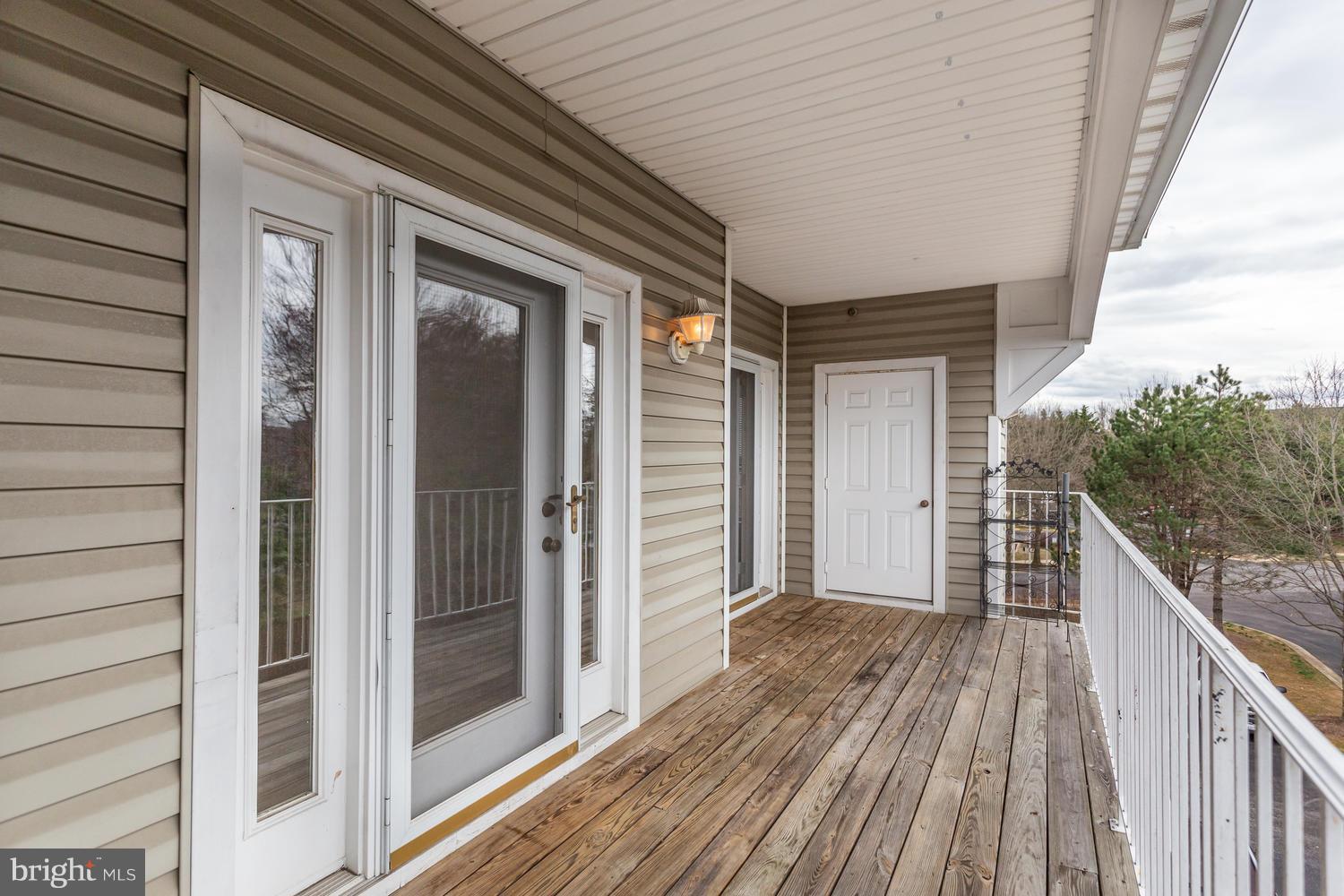 RIVERGATE II - Residential Lease