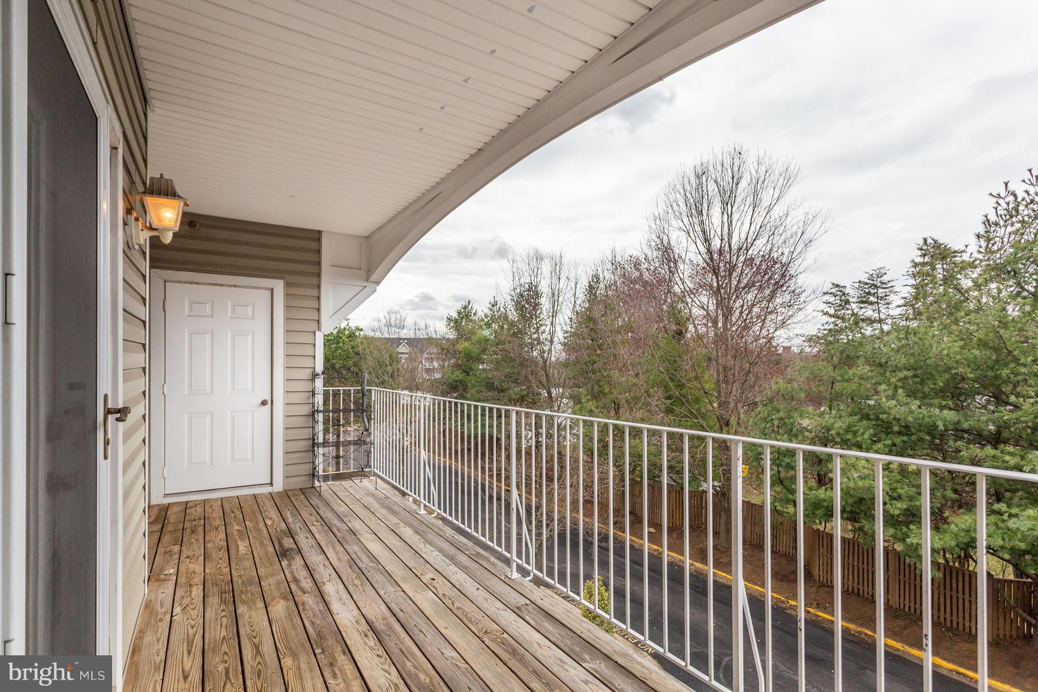 RIVERGATE II - Residential Lease