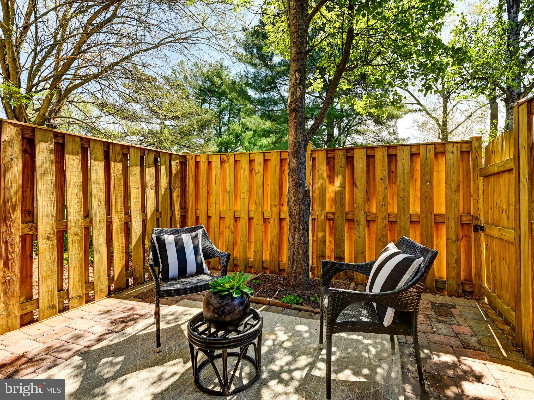 MEADOWCROFT - Residential