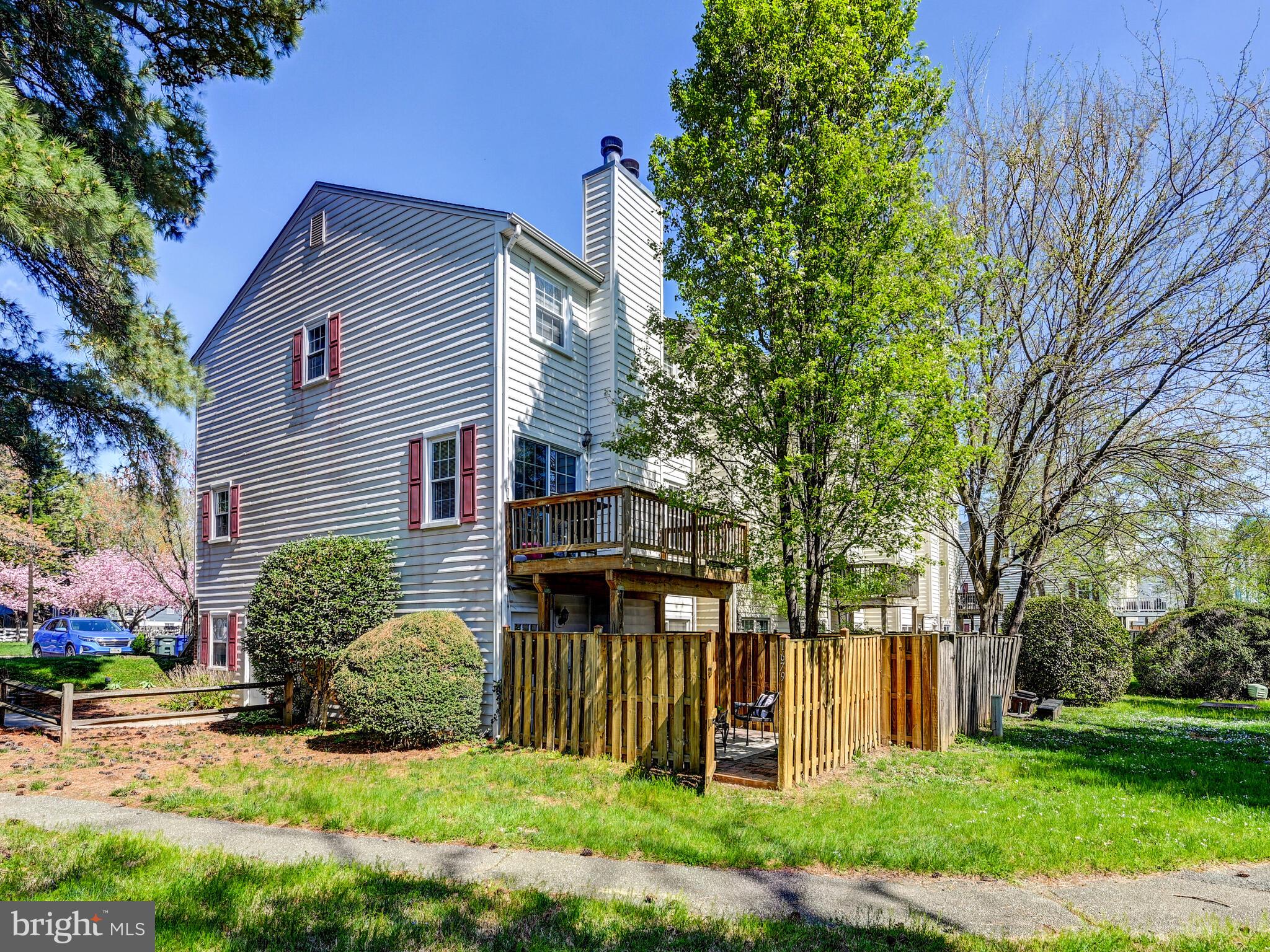 MEADOWCROFT - Residential