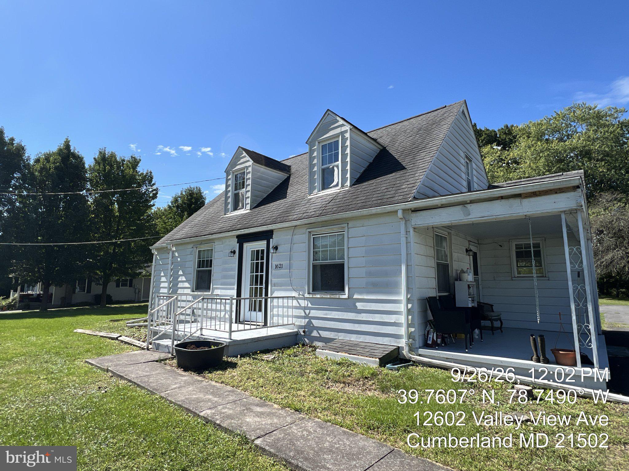 1621 HYNDMAN ROAD
