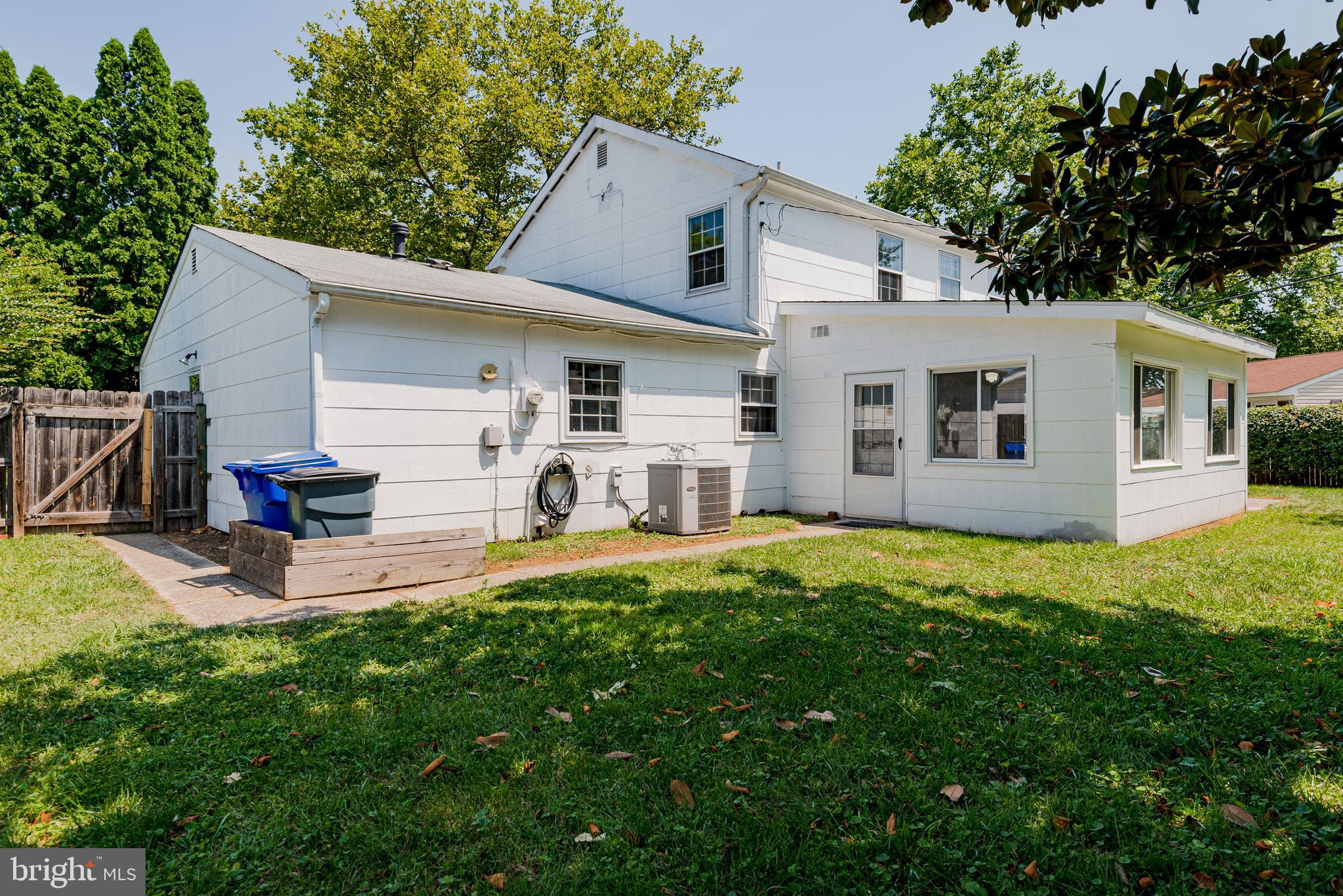 MEADOWBROOK AT BELAIR - Residential