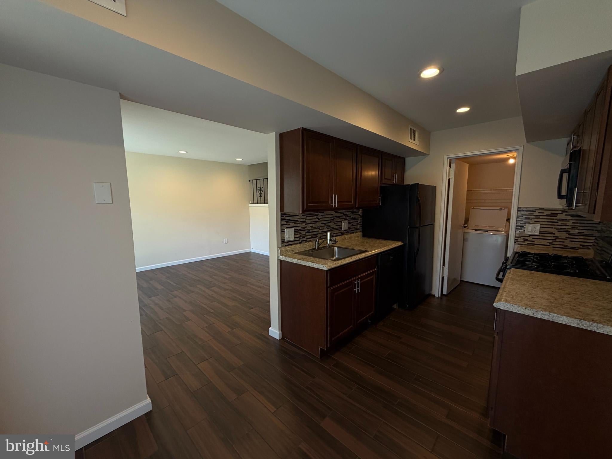 406 BRANDYWINE COURT