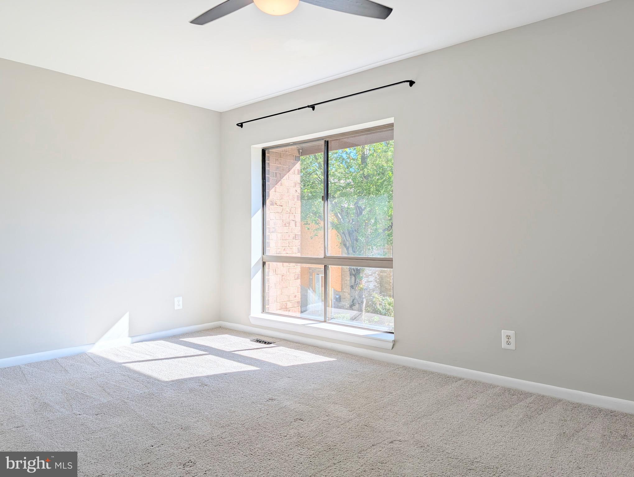 WINDSOR GREEN - Residential