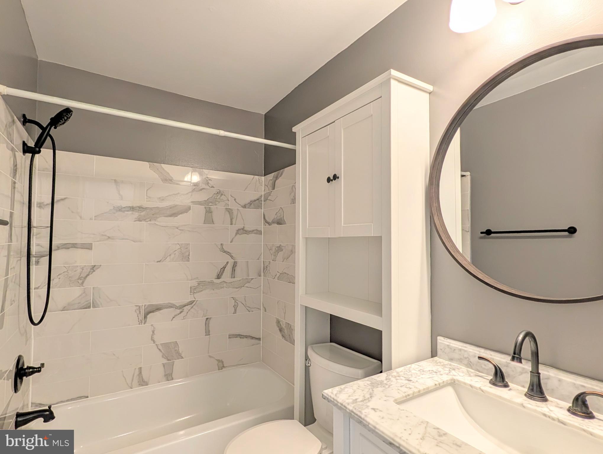 WINDSOR GREEN - Residential