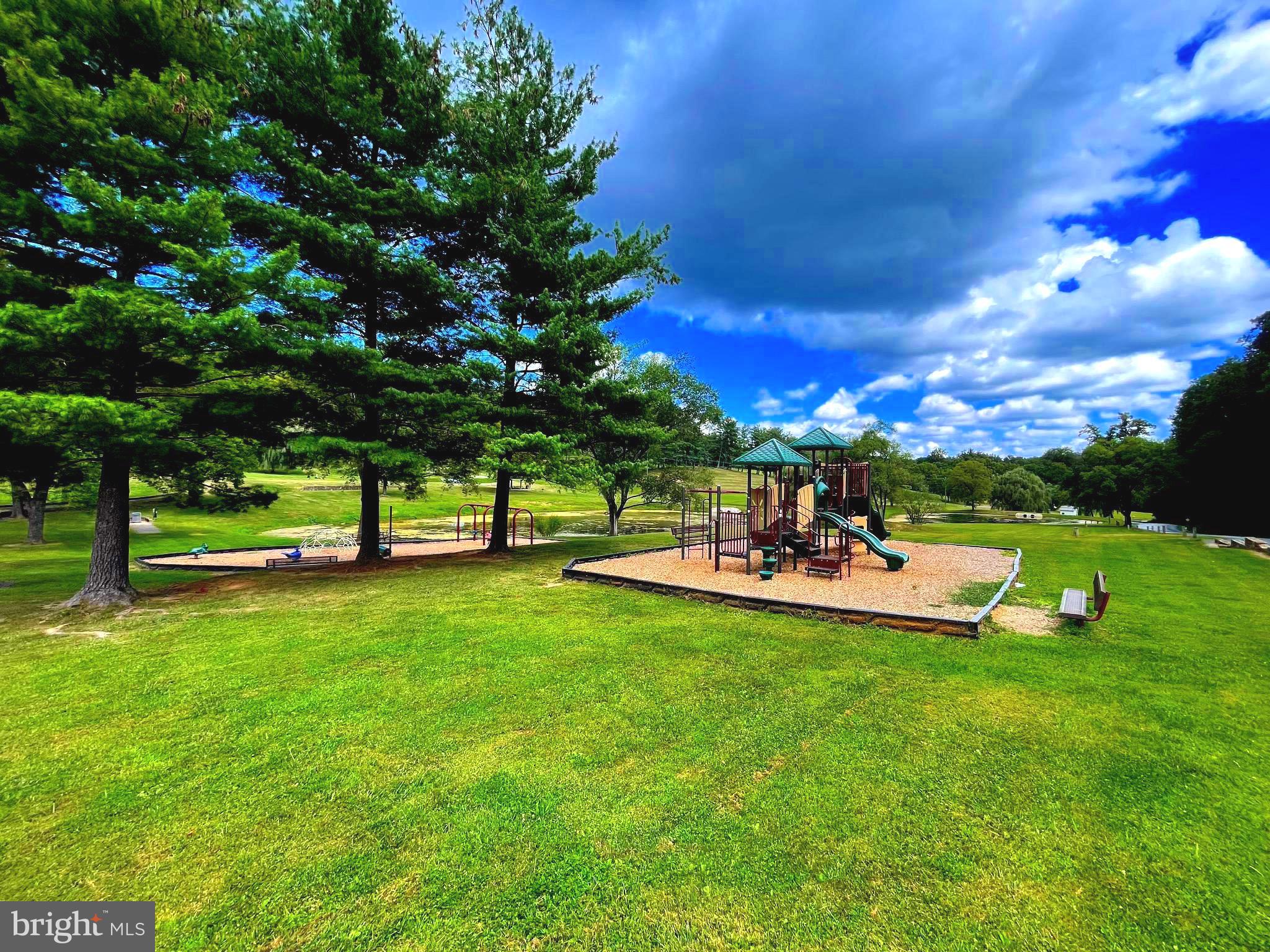 SHAWNEELAND - Residential