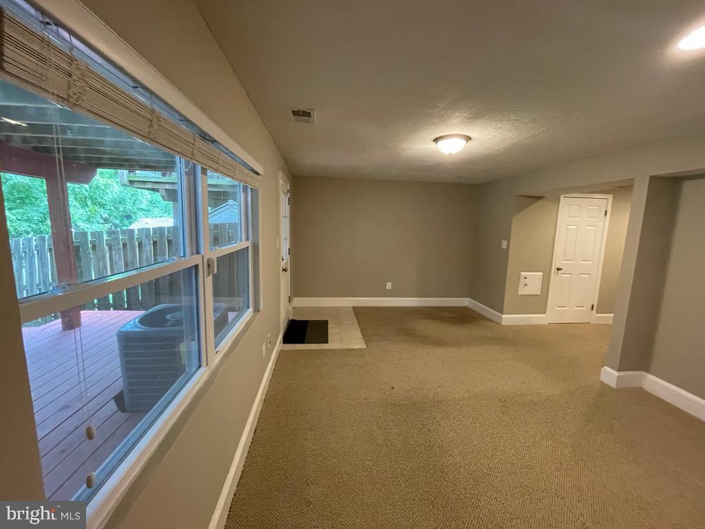 DAMASCUS VALLEY PARK - Residential Lease