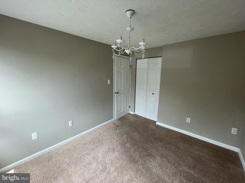 DAMASCUS VALLEY PARK - Residential Lease