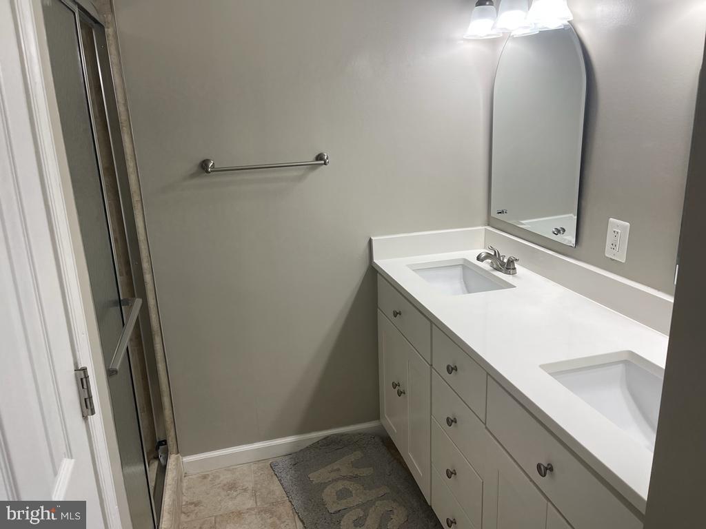 DAMASCUS VALLEY PARK - Residential Lease