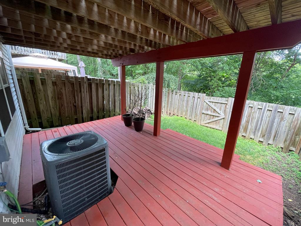 DAMASCUS VALLEY PARK - Residential Lease