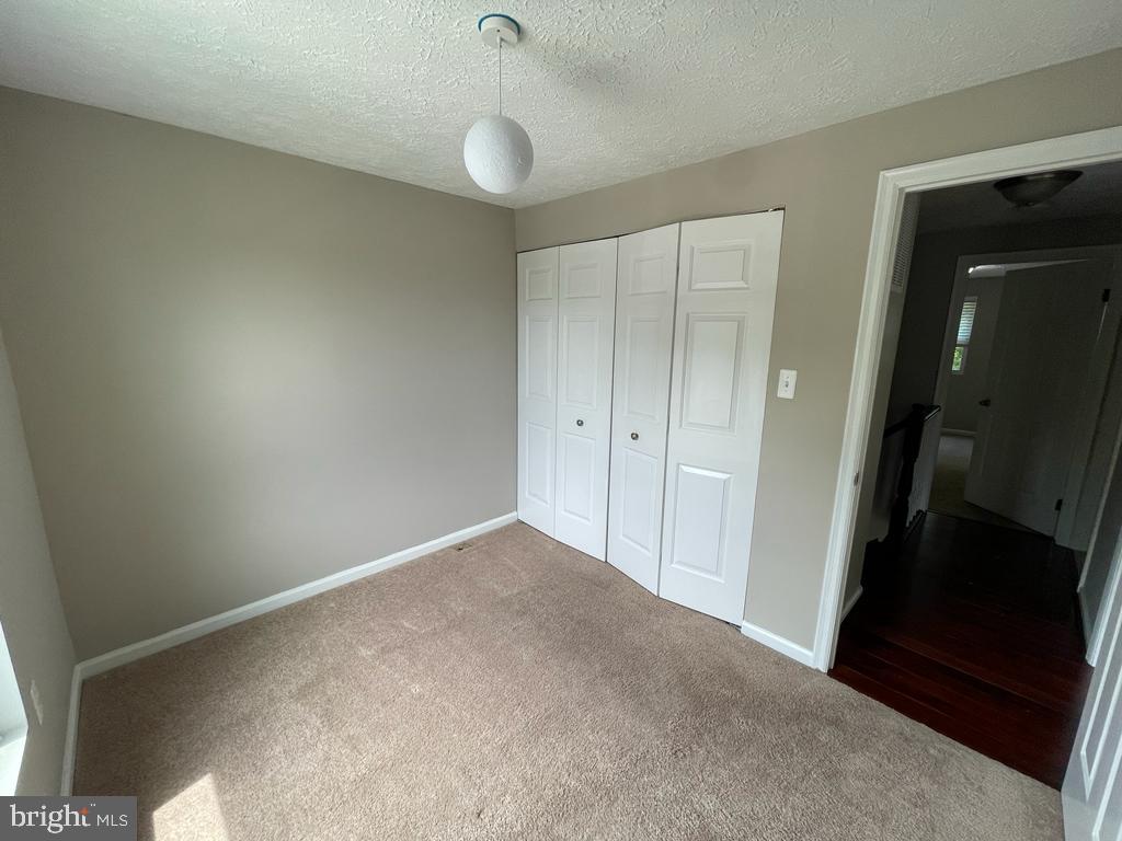 DAMASCUS VALLEY PARK - Residential Lease