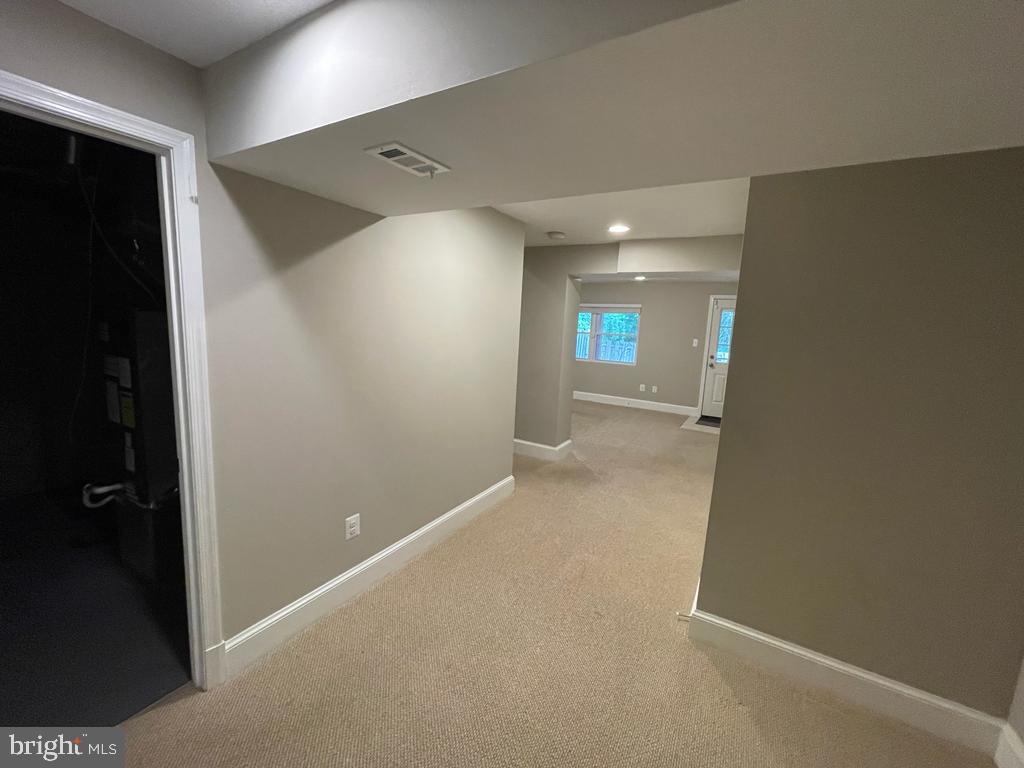 DAMASCUS VALLEY PARK - Residential Lease