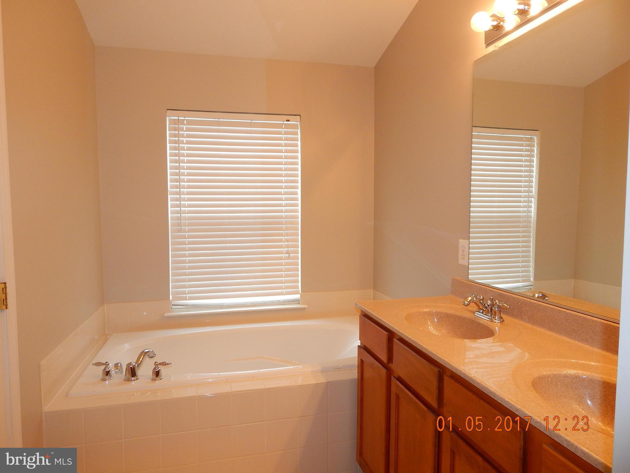 VILLAGE OF IDLEWILD - Residential Lease