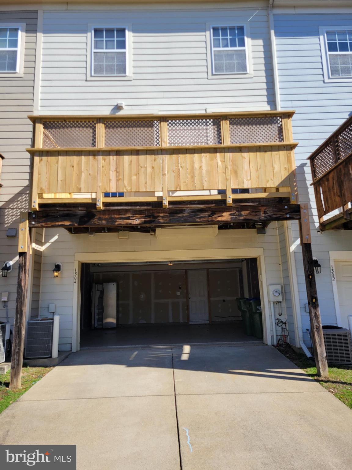 VILLAGE OF IDLEWILD - Residential Lease