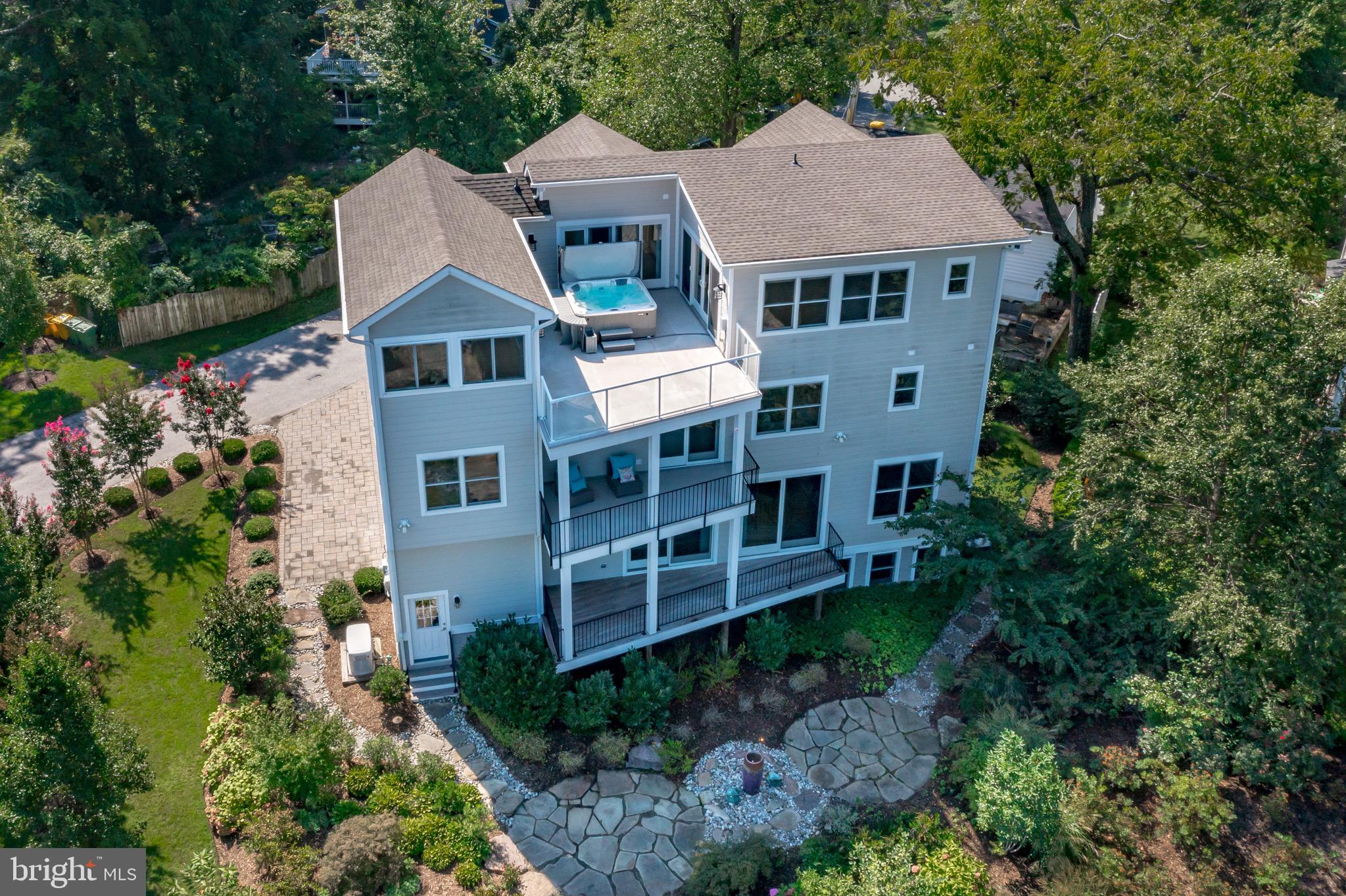 ARNOLD - Residential