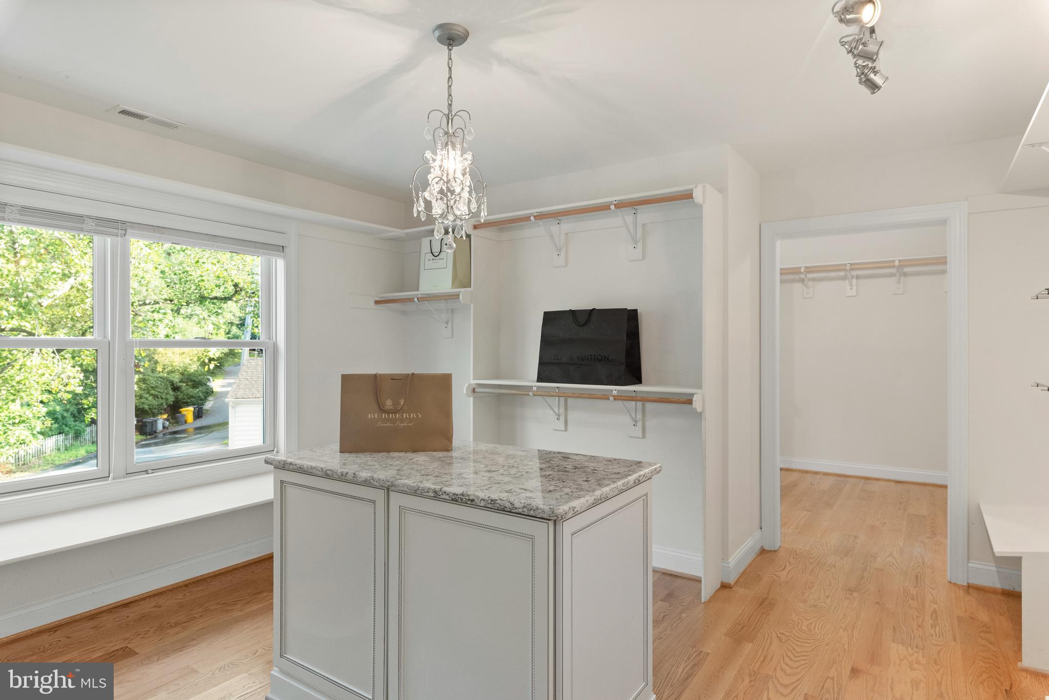 ARNOLD - Residential