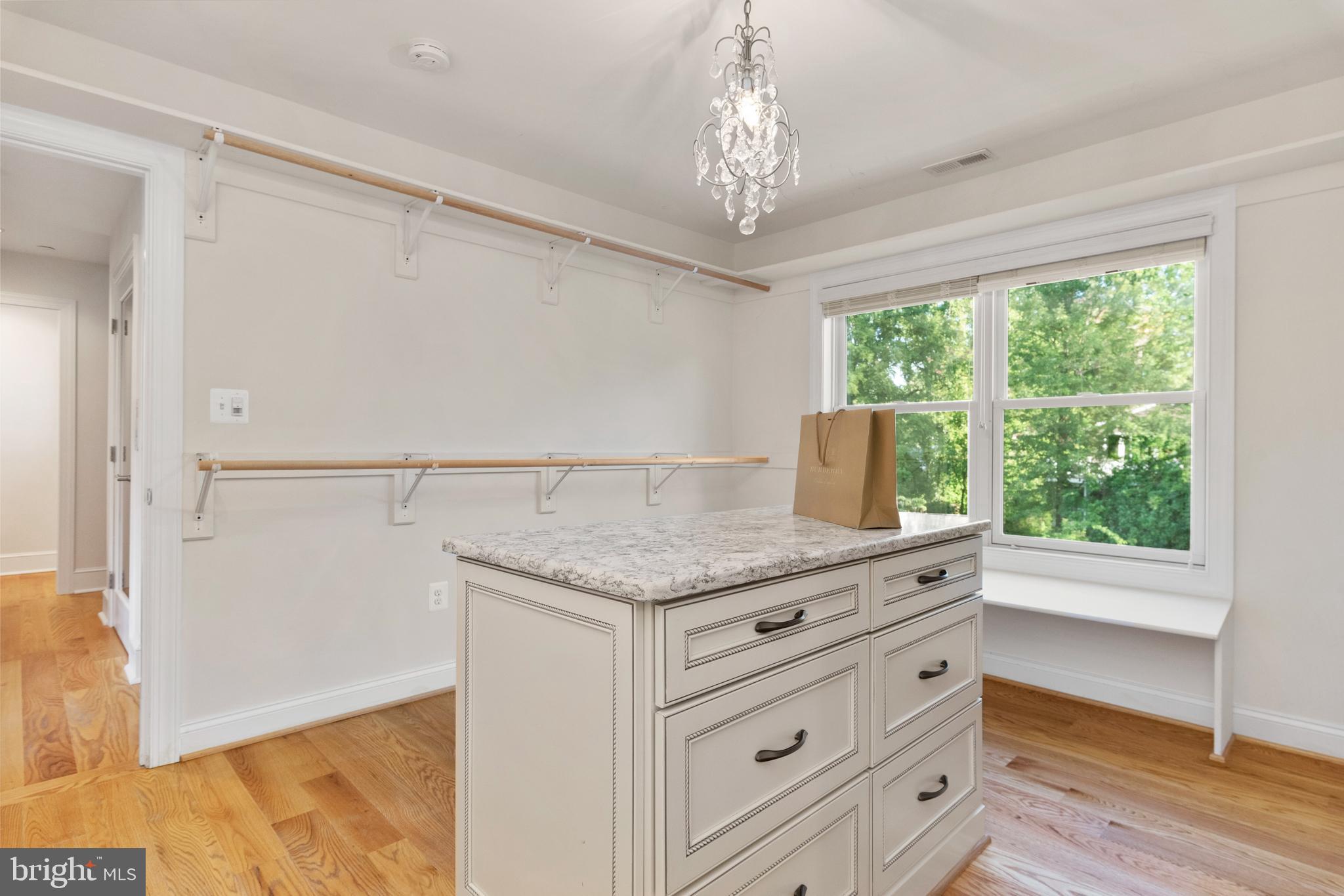 ARNOLD - Residential